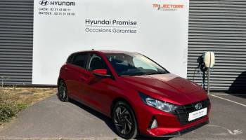 14100 : Hyundai Lisieux - Trajectoire Automobiles - HYUNDAI i20 - i20 - Dragon Red Métal - Traction - Essence