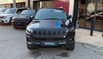 04100 : Hyundai Manosque - Pedinielli - JEEP COMPASS MY20 Trailhawk - COMPASS II - NOIR - Boîte automatique - Essence / Courant électrique