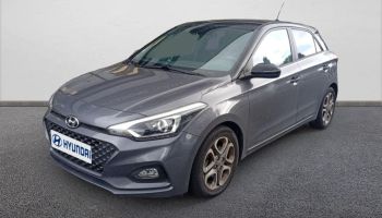 35400 : Hyundai Saint-Malo - GCA - HYUNDAI i20 - i20 - Star Dust/Toit rétro Phantom Black - Traction - Essence