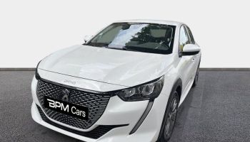 92130 : Hyundai ISSY-LES-MOULINEAUX - BPM Cars - PEUGEOT 208 - 208 - Blanc Banquise (O) - Traction - Electrique