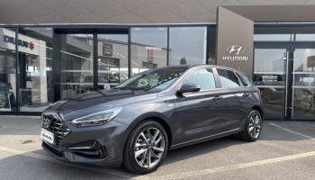 40990 : Hyundai Dax - i-AUTO - HYUNDAI i30 - i30 - Dark Knight Métal - Traction - Essence/Micro-Hybride