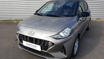 29200 : Hyundai Brest - Iroise Automobiles - HYUNDAI i10 - i10 - Sleek Silver Métal - Traction - Essence