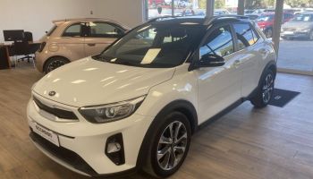 83130 : Hyundai Toulon - Autodif SAS - Groupe BALDASSARI - KIA STONIC Design - STONIC - BLANC - Automate sequentiel - Essence sans plomb