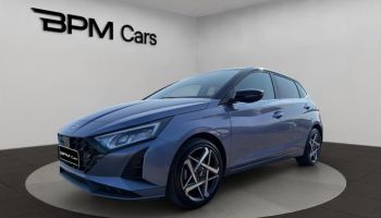 92130 : Hyundai ISSY-LES-MOULINEAUX - BPM Cars - HYUNDAI i20 - i20 - Meta Blue Métal/Toit+rétros Black - Traction - Essence