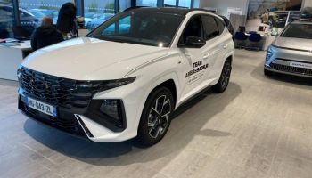 56000 : Hyundai Vannes - Park Lann Automobiles - HYUNDAI Tucson - Tucson - Serenity White Métal - Traction - Hybride rechargeable : Essence/Electrique