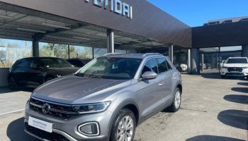 64100 : Hyundai Bayonne - Oceanic Auto - VOLKSWAGEN T-Roc - T-Roc - Gris - Traction - Essence