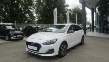 91100 : Hyundai Corbeil-Essonnes - CAP Fournier - HYUNDAI i30 SW Creative - i30 III - Blanc - Boîte manuelle - Essence sans plomb