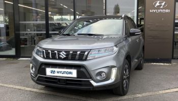40990 : Hyundai Dax - i-AUTO - SUZUKI Vitara - Vitara - So'Color Galactic Gray/Black métal - Transmission intégrale - Hybride : Essence/Electrique