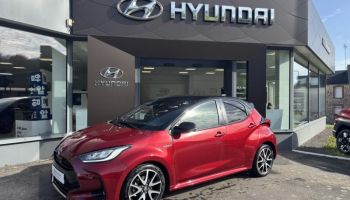 50300 : Hyundai Avranches - GCA - TOYOTA Yaris - Yaris - Bi-ton Rouge Intense / Toit noir - Traction - Hybride : Essence/Electrique