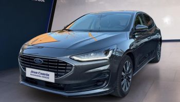 06130 : Hyundai Grasse - Garage Jean Cauvin - FORD FOCUS Titanium Design - FOCUS IV - Gris - Boîte manuelle - Essence / Ethanol