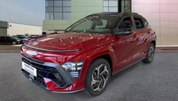 62700 : Hyundai Bruay-La-Buissière - Groupe Lempereur - HYUNDAI Kona - Kona - Ultimate Red métallisé/Toit/rétros Black - Traction - Hybride : Essence/Electrique