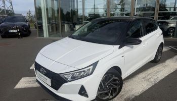 37540 : Hyundai Tours - EOS des Nations - HYUNDAI i20 - i20 - Polar White Métal/Toit/rétros Black - Traction - Essence/Micro-Hybride