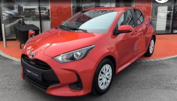 50000 : Hyundai Saint-Lô - GCA - TOYOTA Yaris - Yaris - Rouge intense - Traction - Hybride : Essence/Electrique