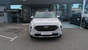 84120 : Hyundai PERTUIS - SA PEDINIELLI - HYUNDAI SANTA FE Business - SANTA FE IV - BLANC - Boîte automatique - Essence / Courant électrique