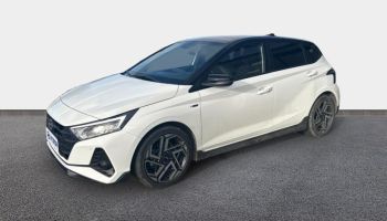 35400 : Hyundai Saint-Malo - GCA - HYUNDAI i20 - i20 - Atlas White/Toit+rétros Black - Traction - Essence