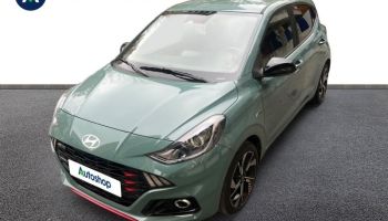 75013 : Hyundai Paris 13 - BPM Cars - HYUNDAI i10 - i10 - Mangrove Green Métal/Toit/rétros Black - Traction - Essence