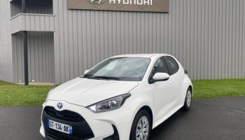 41000 : Hyundai Blois - Mondial Auto - TOYOTA Yaris - Yaris - Blanc Lunaire (N) - Traction - Hybride : Essence/Electrique