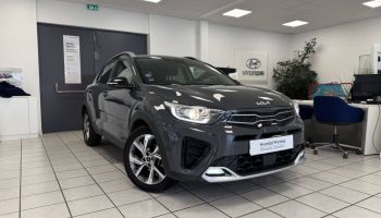 95500 : Hyundai Gonesse - ABVV - KIA STONIC GT Line Business - STONIC - Gris - Boîte manuelle - Essence sans plomb