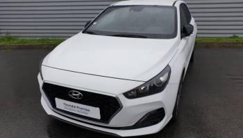 29200 : Hyundai Brest - Iroise Automobiles - HYUNDAI i30 - i30 - Polar White - Traction - Diesel