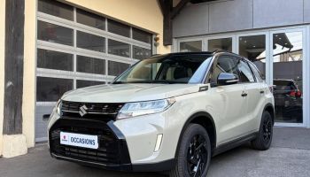 78000 : Hyundai Versailles - SOCOHY - SUZUKI Vitara - Vitara - So'Color Savanna Ivory/Black métal - Traction - Essence/Micro-Hybride