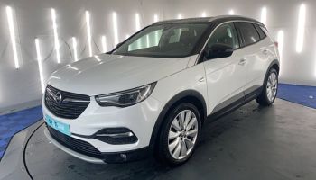 31200 : Hyundai TOULOUSE NORD - AUTO NORD - OPEL GRANDLAND X Ultimate - GRANDLAND X - BLANC - Boîte manuelle - Essence sans plomb