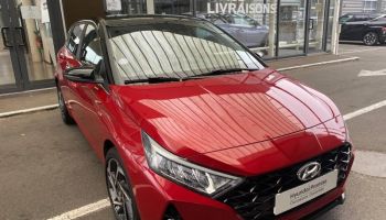 45000 : Hyundai Orléans Motors - HYUNDAI i20 - i20 - Dragon Red Métal/Toit/rétro Black - Traction - Essence/Micro-Hybride