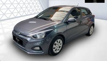 60740 : Hyundai Saint-Maximin - Protea by Riester - HYUNDAI i20 Initia - i20 II - GRIS - Boîte manuelle - Essence sans plomb