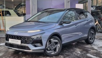 57100 : Hyundai Thionville - Théobald Automobiles - HYUNDAI Bayon - Bayon - Meta Blue Métal/Toit+rétros Black - Traction - Essence