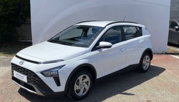 33110 : Hyundai Bordeaux Nord Le Bouscat - Sipa Automobiles - HYUNDAI BAYON Initia - BAYON (03/2021-05/2024) - Blanc - Boîte manuelle - Essence sans plomb