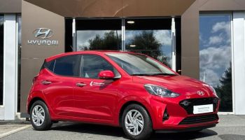 29000 : Hyundai Quimper - Iroise Automobiles - HYUNDAI i10 - i10 - Dragon Red Métal - Traction - Essence