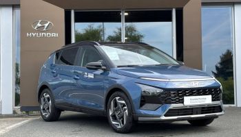 29000 : Hyundai Quimper - Iroise Automobiles - HYUNDAI Bayon - Bayon - Meta Blue Métal/Toit+rétros Black - Traction - Essence