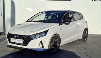 30100 : Hyundai Alès - Auto Hall - HYUNDAI i20 Intuitive - i20 III - Blanc - Automate sequentiel - Essence sans plomb