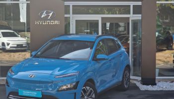 77240 : Hyundai Melun - CAP FOURNIER - HYUNDAI KONA ELECTRIC Intuitive - KONA ELECTRIQUE - Bleu - Automate à fonct. Continu - Courant électrique