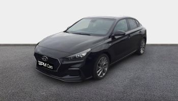 18230 : Hyundai Bourges - BPM Cars - HYUNDAI i30 Fastback - i30 Fastback - Phantom Black Métal - Traction - Essence