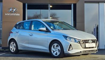 29000 : Hyundai Quimper - Iroise Automobiles - HYUNDAI i20 - i20 - Sleek Silver Métal - Traction - Essence