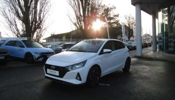 91100 : Hyundai Corbeil-Essonnes - CAP Fournier - HYUNDAI i20 Intuitive - i20 III - Blanc - Boîte manuelle - Essence sans plomb