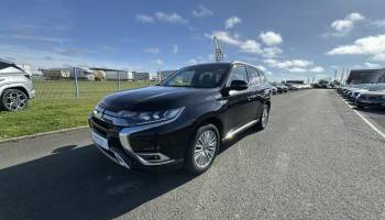 49300 : Hyundai Cholet - Océane Auto - MITSUBISHI OUTLANDER PHEV Instyle - OUTLANDER III - Noir - Boîte automatique - Essence / Courant électrique