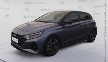 51100 : Hyundai Reims - HESS Automobile - HYUNDAI i20 - i20 - Meta Blue Métal/Toit+rétros Black - Traction - Essence