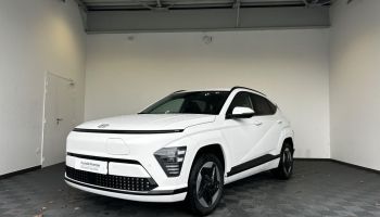 85000 : Hyundai MoceanRent | La Roche-sur-Yon - Océane Auto - HYUNDAI KONA Creative - KONA II - Blanc - Automate sequentiel - Essence / Courant électrique