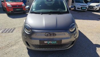 04100 : Hyundai Manosque - Pedinielli - FIAT 500e BERLINE MY22 SERIE 1 STEP 2 Action Plus - 500 III - Gris - Automate à fonct. Continu - Courant électrique