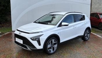 33110 : Hyundai Bordeaux Nord Le Bouscat - Sipa Automobiles - HYUNDAI BAYON Creative - BAYON (03/2021-05/2024) - Blanc - Automate sequentiel - Essence sans plomb