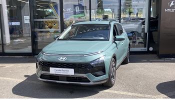 40990 : Hyundai Dax - i-AUTO - HYUNDAI Bayon - Bayon - Mangrove Green Métal/Toit+rétros Black - Traction - Essence