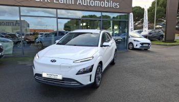 56000 : Hyundai Vannes - Park Lann Automobiles - HYUNDAI Kona - Kona - Chalk White Métal - Traction - Electrique