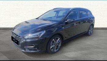 86000 : Hyundai Poitiers - Eco des Nations - HYUNDAI i30 SW - i30 SW - Noire - Traction - Essence/Micro-Hybride