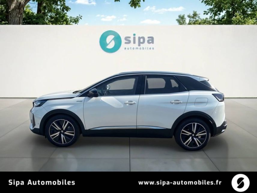 31200 : Hyundai TOULOUSE NORD - AUTO NORD - PEUGEOT 3008 GT Pack - 3008 II - BLANC - Boîte automatique - Essence / Courant électrique