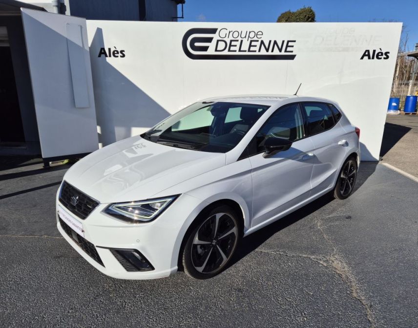 30100 : Hyundai Alès - Auto Hall - SEAT IBIZA FR - IBIZA V - Blanc - Boîte manuelle - Essence sans plomb