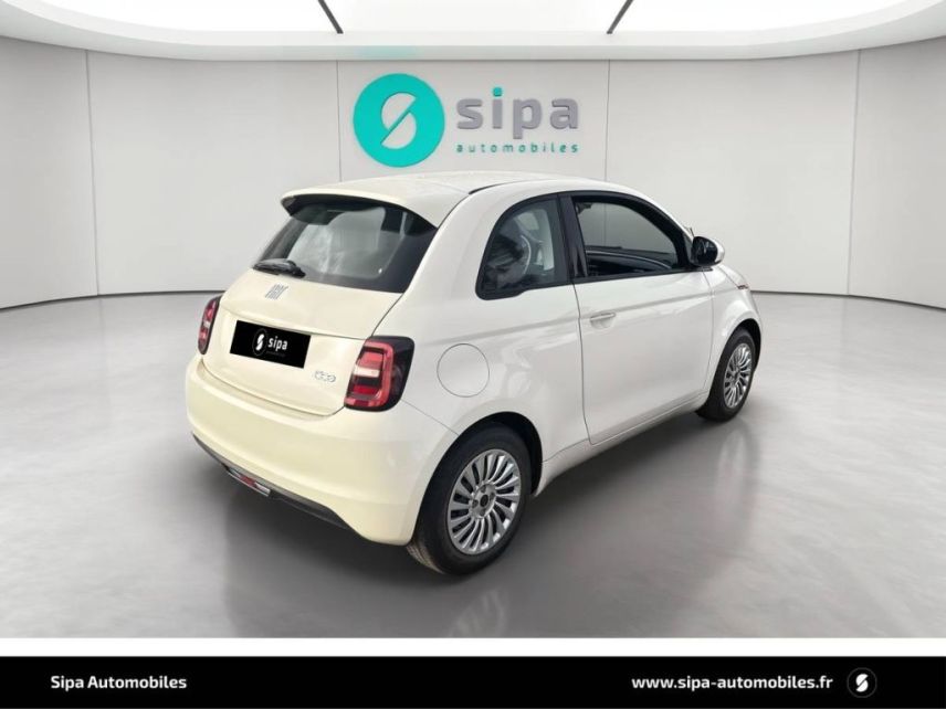 33260 : Hyundai Arcachon - Sipa Automobiles - FIAT 500e BERLINE MY22 SERIE 1 STEP 1 Action - 500 III - Blanc - Automate à fonct. Continu - Courant électrique