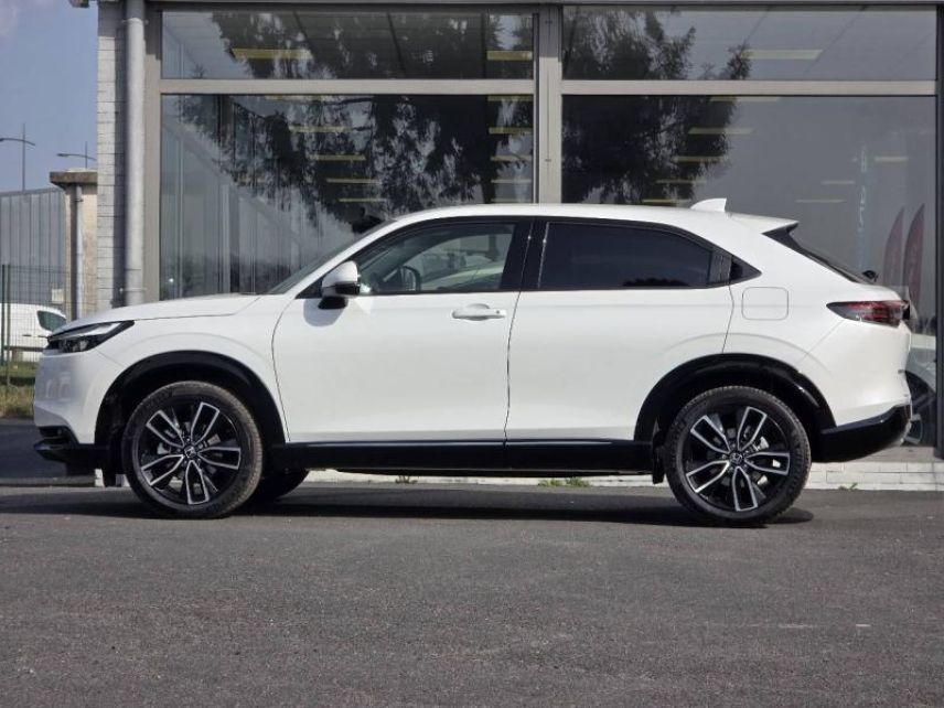 57200 : Hyundai Sarreguemines - Theobald Automobiles - HONDA HR-V - HR-V - Blanc Platine Nacré - Traction - Hybride : Essence/Electrique