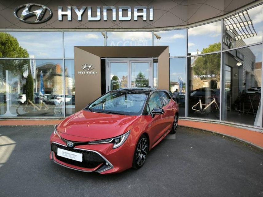 19100 : Hyundai Brive-la-Gaillarde - Garage Pouget - TOYOTA Corolla - Corolla - Rouge Intense métallisé - Traction - Hybride : Essence/Electrique