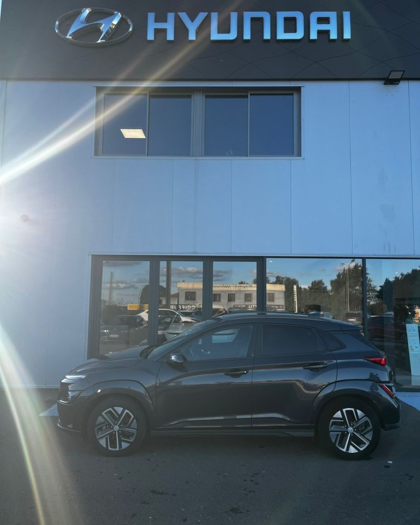 20290 : Hyundai Bastia - Corse Diffusion Hyundai - HYUNDAI KONA ELECTRIC Intuitive - KONA ELECTRIQUE - Gris - Automate à fonct. Continu - Courant électrique